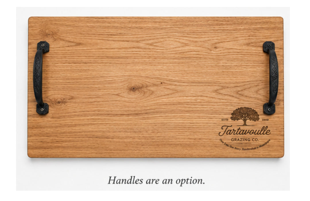 Backyard Boss 14 by 20 inch White Oak cutting board, handcrafted detail view