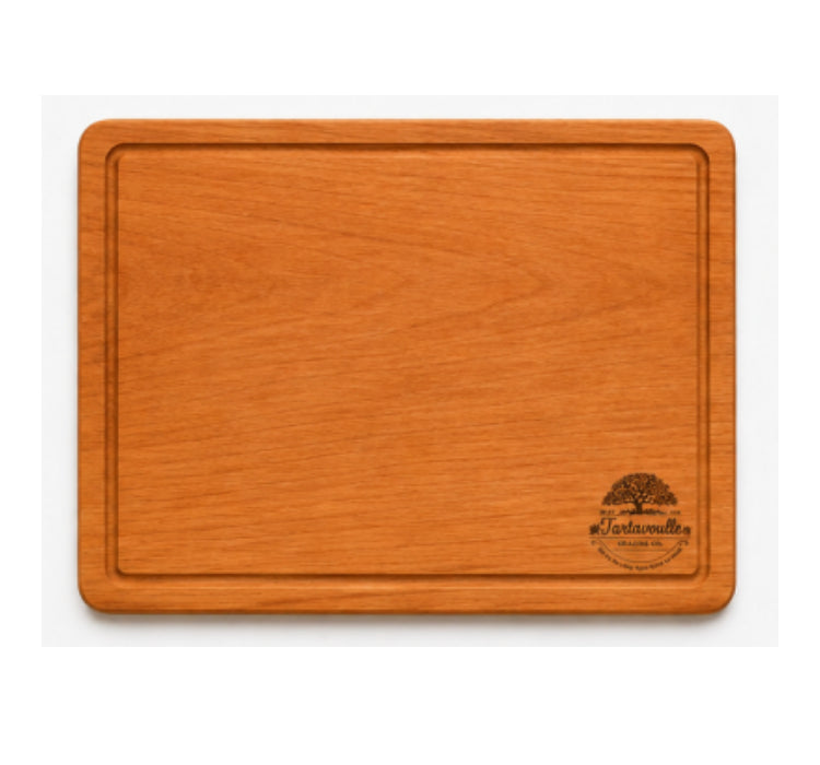 Cattlemen 12 by 16 inch Cherry steak board, alternate serving view